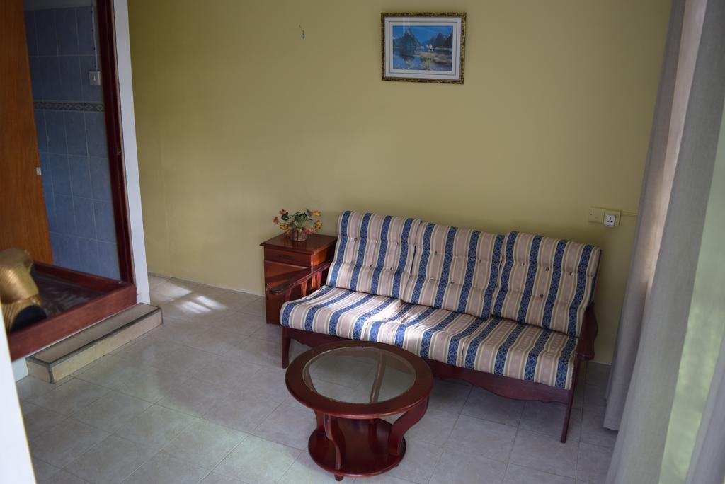 Mauri Holidays 'Budgeted Apartment' Ла-Ґулет Номер фото